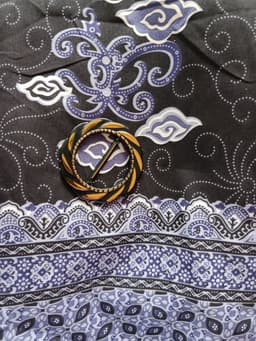 Review image 3